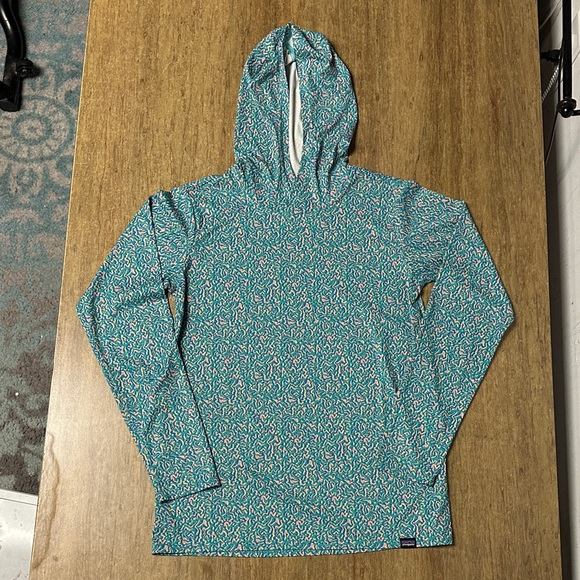 Patagonia Tops - Patagonia nwot Capilene cool daily hoody pullover stretchy blue spring break top